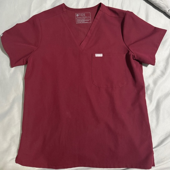 Figs Scrub Set in Color Burgundy - Picture 2 of 5